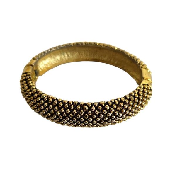 VINTAGE Estate Sale Jewelry Gold Studded Hinged Bracelet - Picture 1 of 7